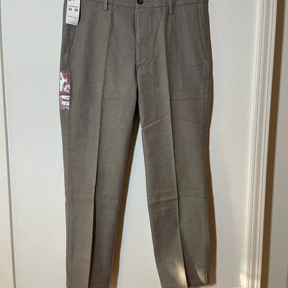 Dockers Gray Dress Pants Classic Flat-Front Design - Picture 6 of 11